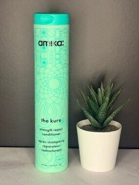 Amika The Kure Strength Repair Conditioner 💚 Full Size NEW Bond Repair